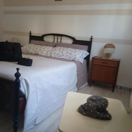 La Villa Bellaria-Igea Marina Zewnętrze zdjęcie