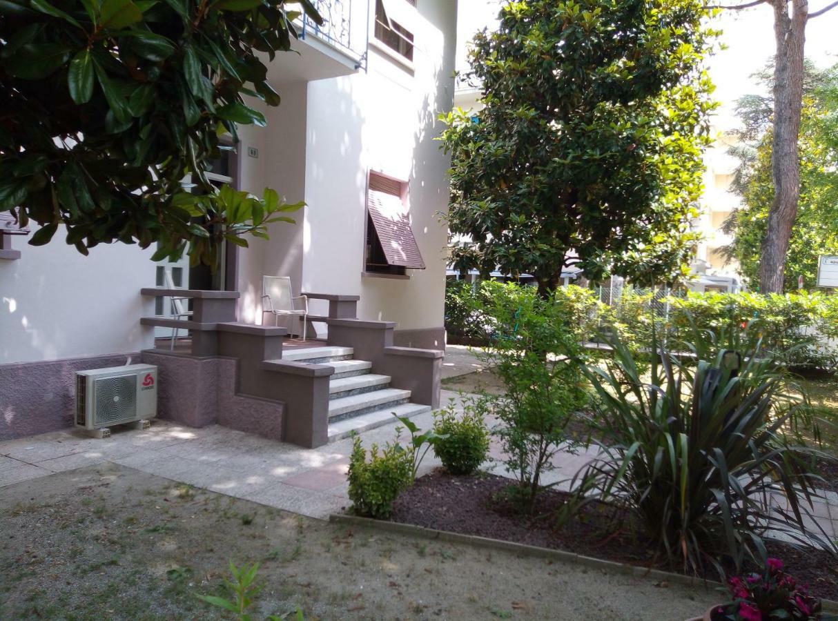 La Villa Bellaria-Igea Marina Zewnętrze zdjęcie